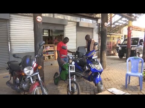 Kenyan teacher uses old laptop batteries to power bikes