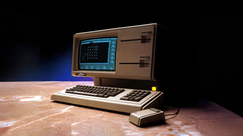 Innovative Apple Lisa Is Now "open Source" as A Result of Computer History Museum.