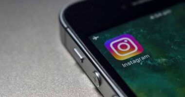 Instagram notifications button position tweak prompts complaints from users